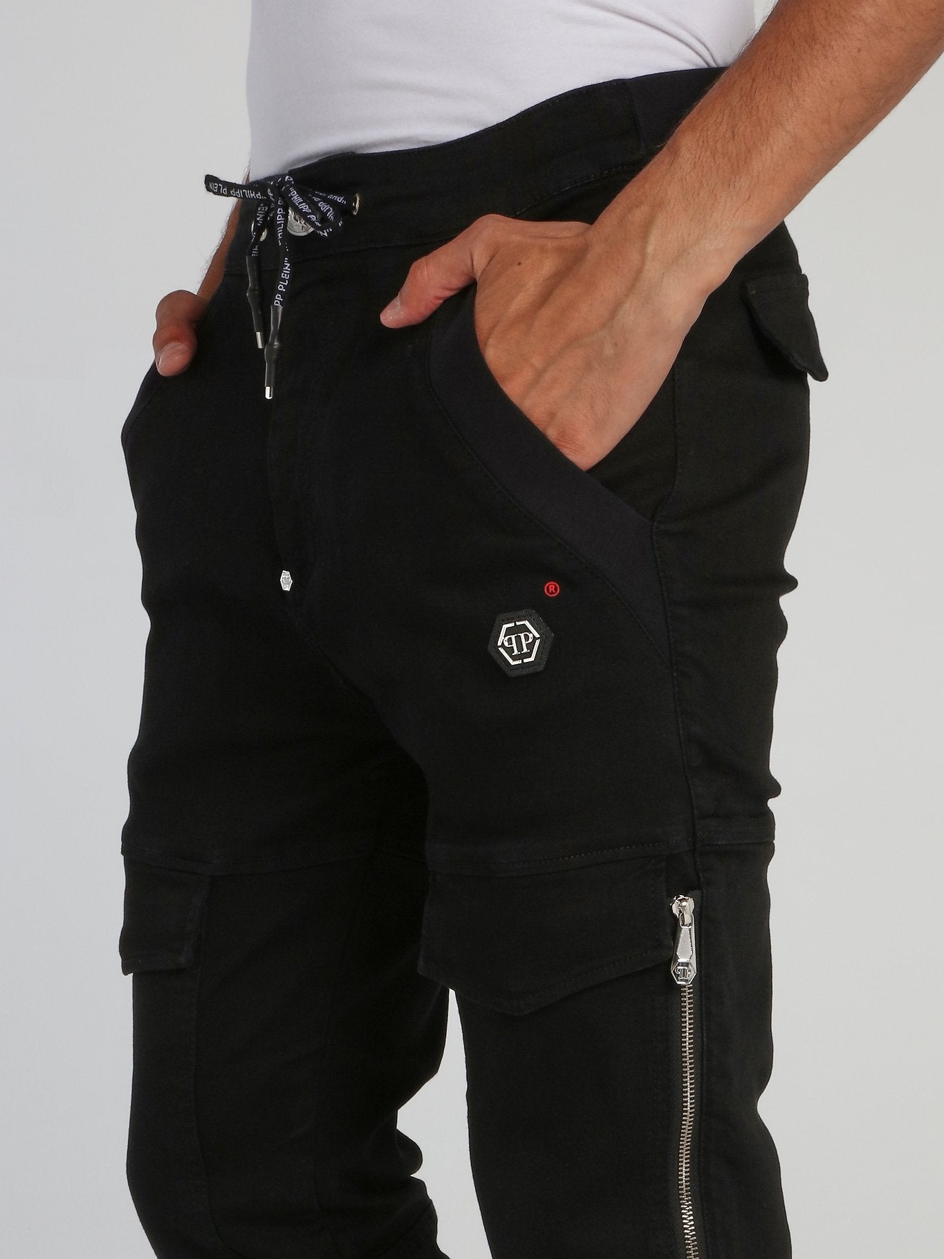 cargo jogging trousers