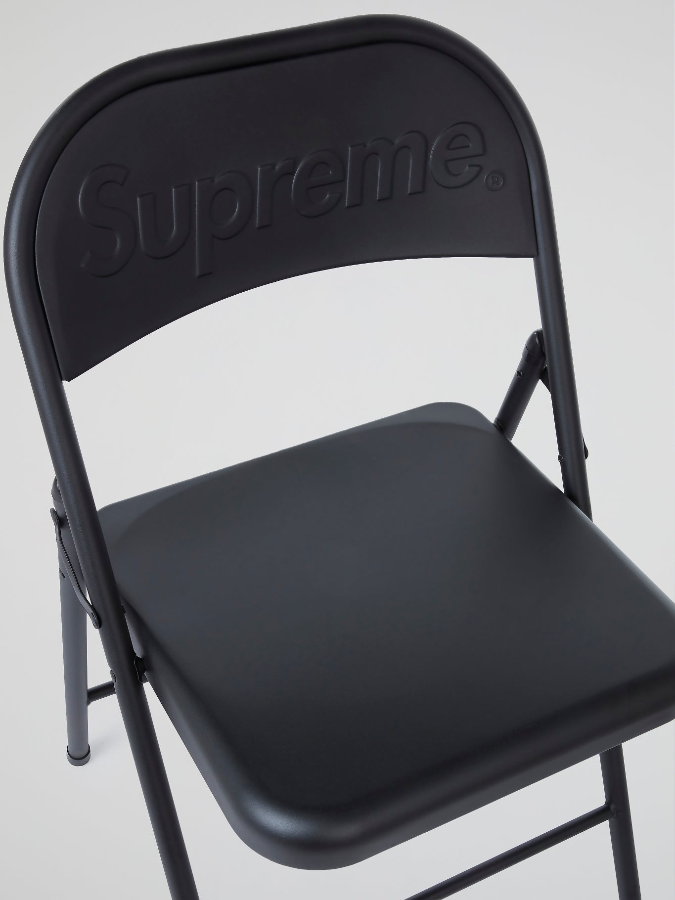 supreme metal folding chair black