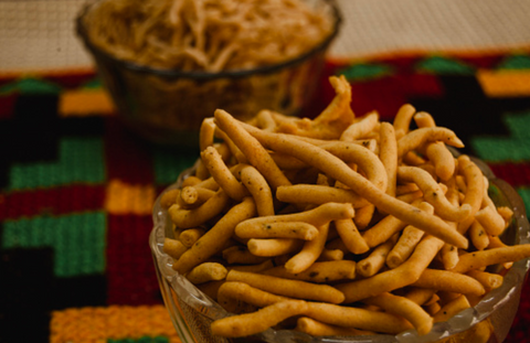 19 MOST POPULAR INDIAN SNACKS THAT ARE FAMOUS GLOBALLY [LIST OF INDIAN –  Sweet Karam Coffee