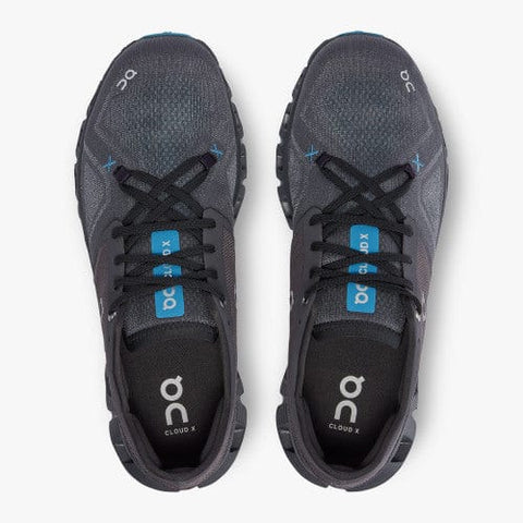 On Running Women's Cloud 5 Waterproof Running Shoes - All Black – Sole To  Soul Footwear Inc.