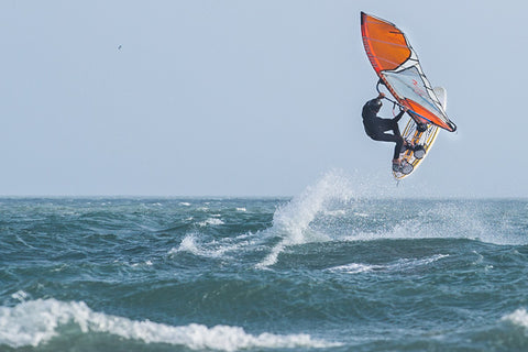 Jump windsurf Roikiine