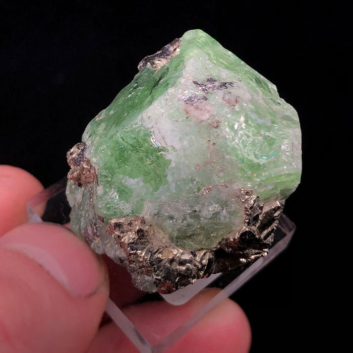 raw green garnet