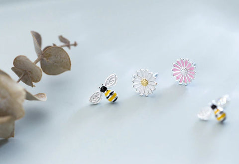 bee earring