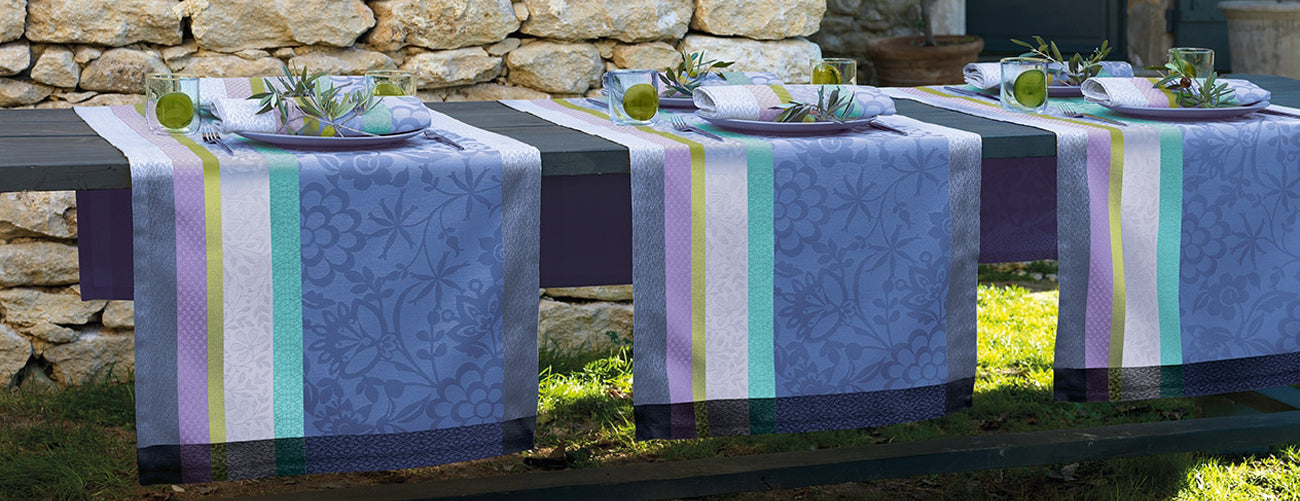 Le Jacquard Francais Table Runners