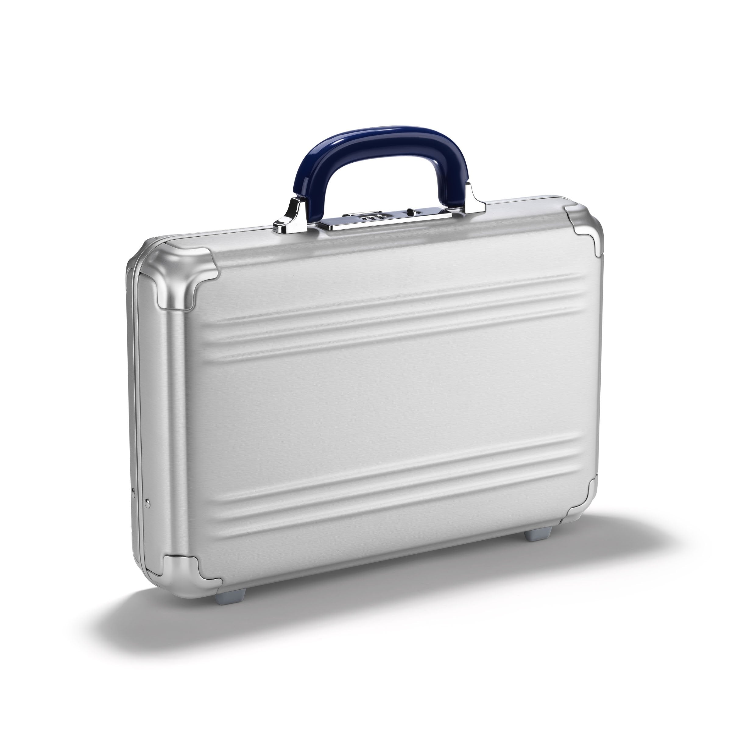 Pursuit Aluminum Collection | Medium Attache Case | Zero Halliburton