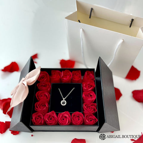 16 mini Roses Jewelry box