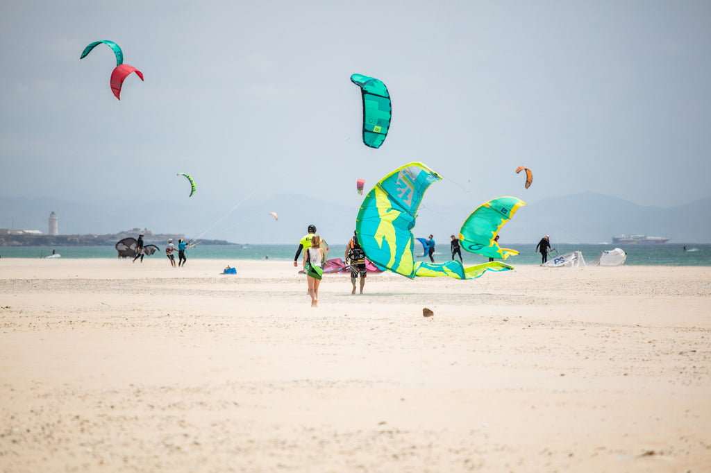 Der Kitestrand in Tarifa in Spanien