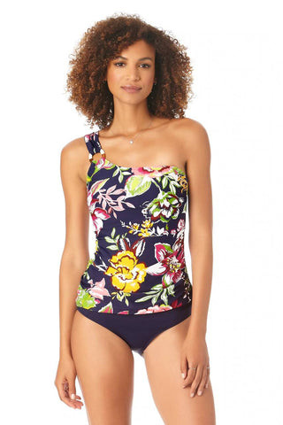 Best Swimsuits for Moms -5