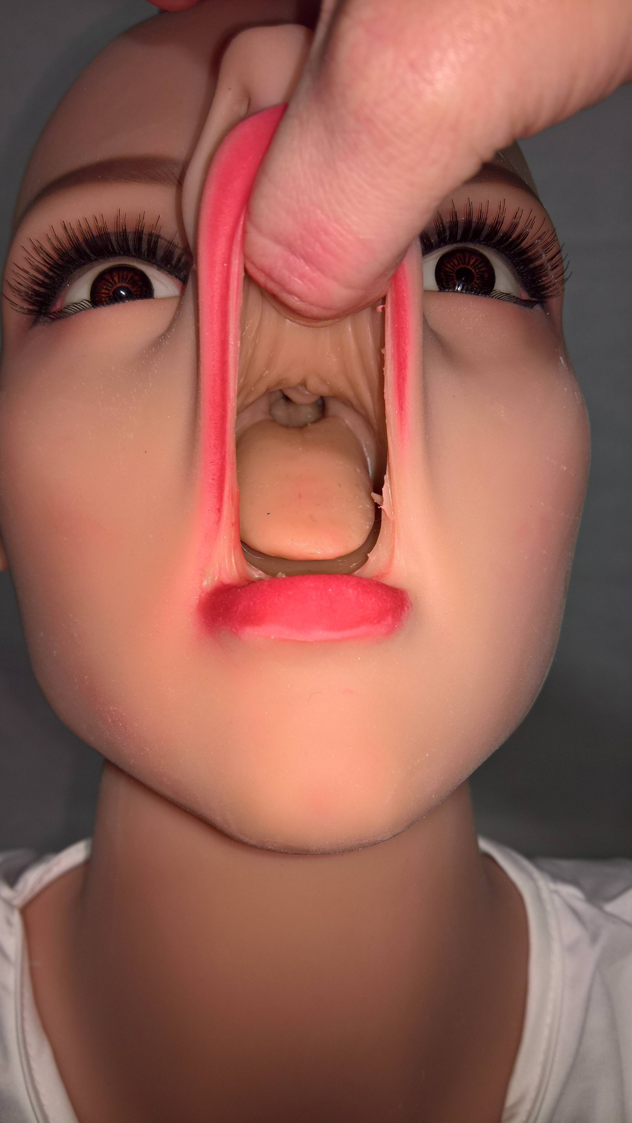 sex doll mouth