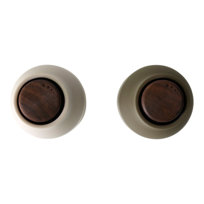 Bottle salt and pepper grinders in brown - Audo Copenhagen