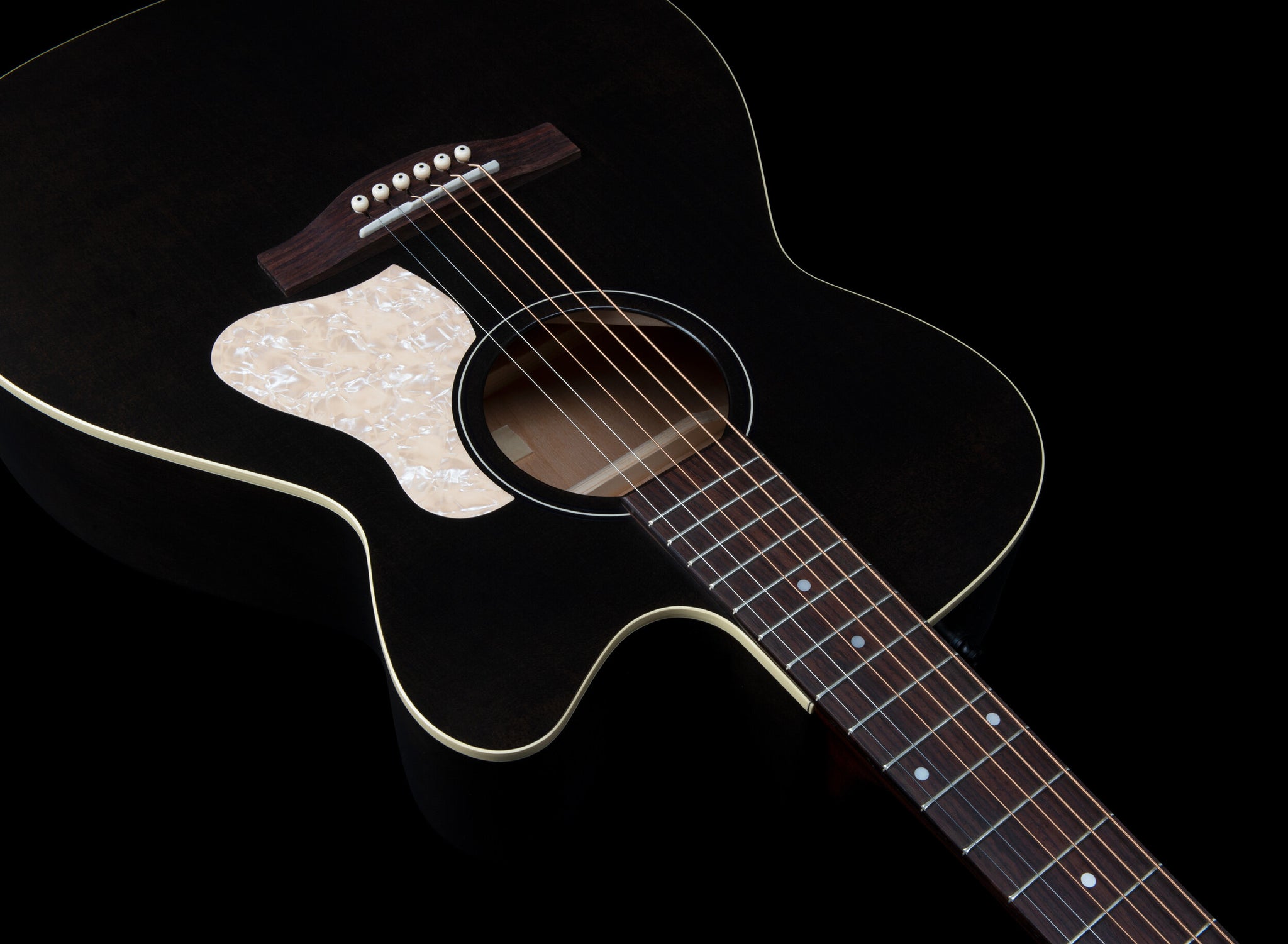 Art & Lutherie Legacy Cutaway Faded Black QIT 042371 - The Guitar World