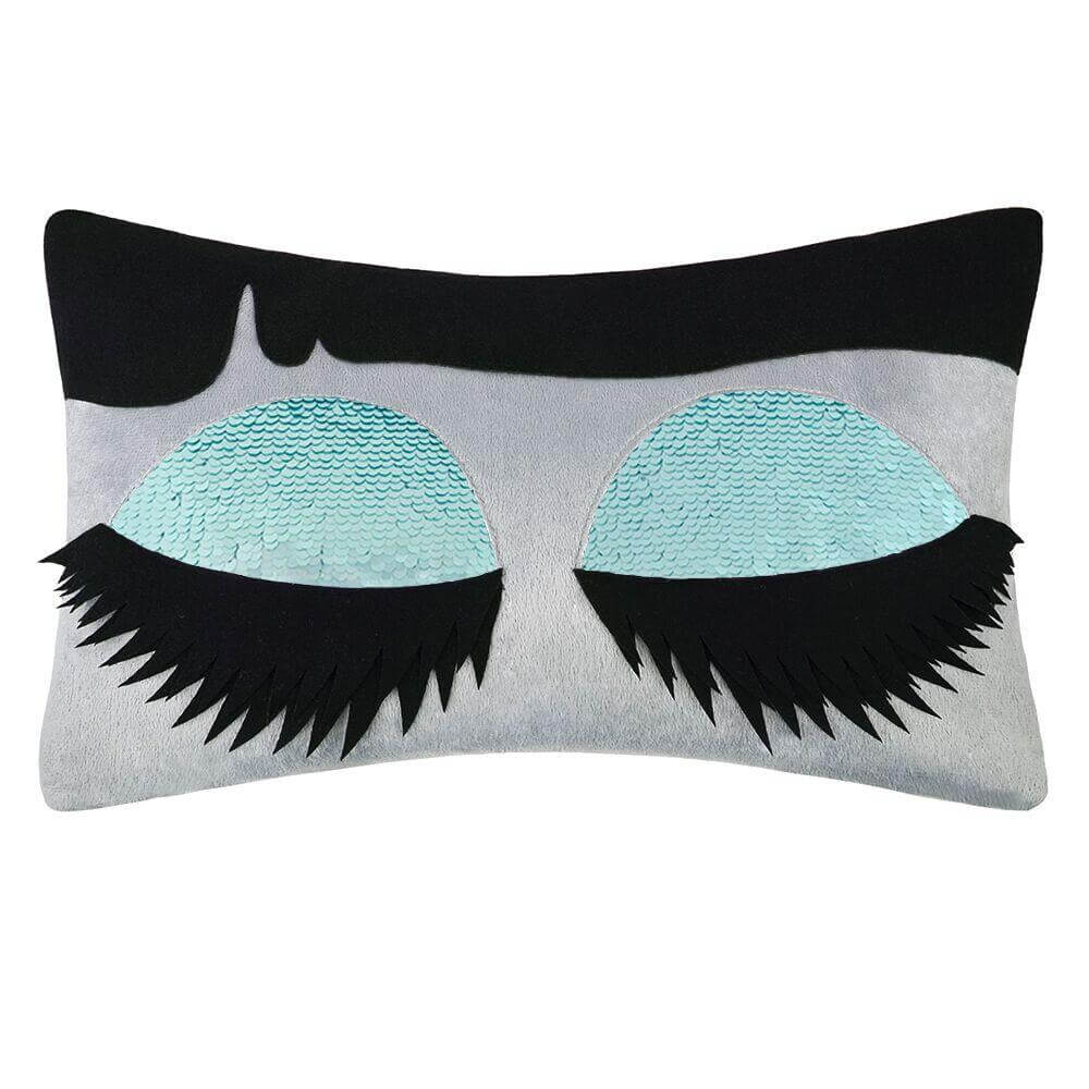 eyelash pillow