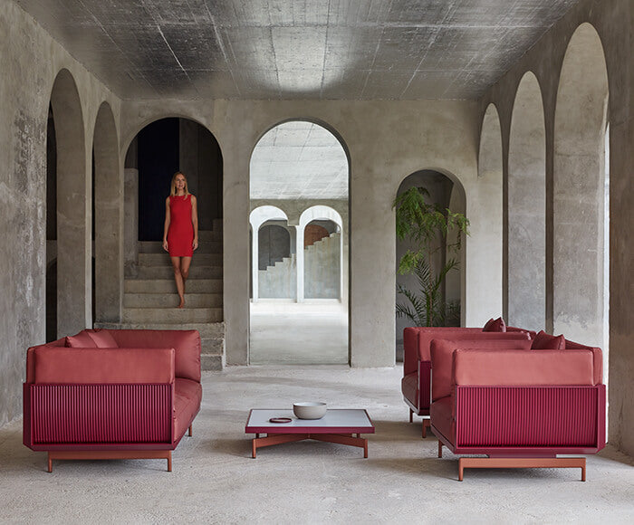 Gandia Blasco ONDE LOUNGE ( ONDE wine red in indoor and outdoor environments )