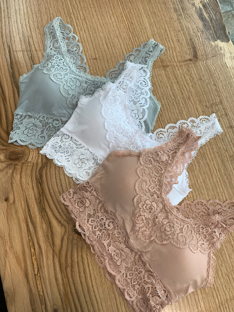 Lace Bralette Champagne