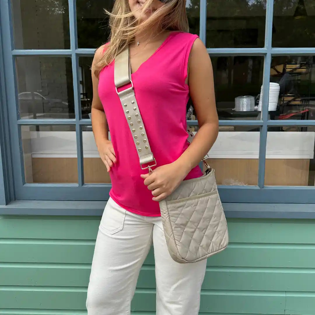 Haute Shore Crossbody Handbags @Pink Dot Styles NikkiBuff.webp__PID:7f29ffa1-aa0a-48d8-8161-485b359dfbcd