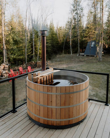 Cedar hot tub
