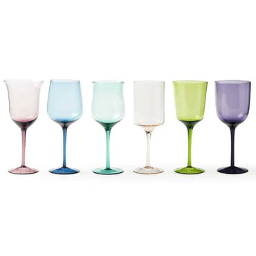 A picture of nuance glass set.