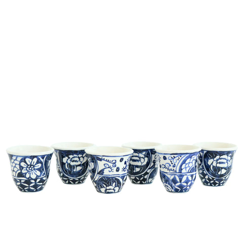 An image of a Turkish coffee cups set.