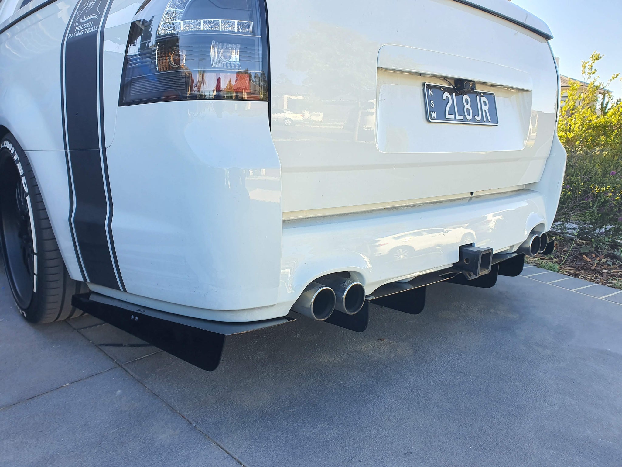 ve commodore rear bumper