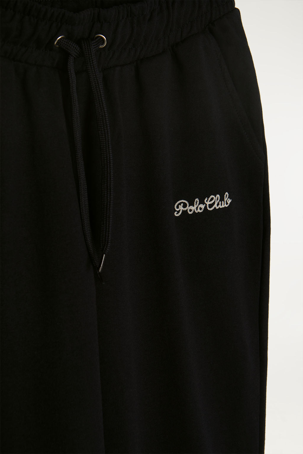 Pantalón negro jogger con detalle bordado cadeneta a contraste | MUJER  | POLO CLUB