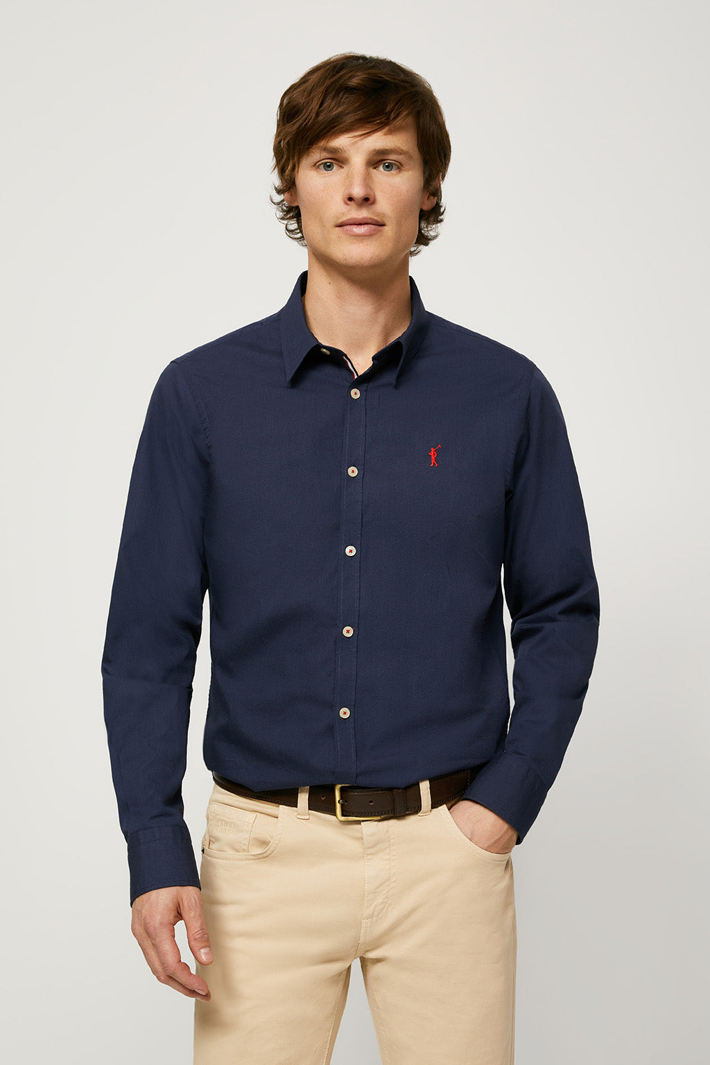 Inclinarse Saturar Convocar Navy blue slim-fit shirt with embroidered logo – Polo Club Europe