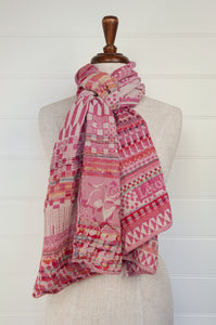 Létol organic cotton jacquard print scarf, made in France, Adam Eve graphic stripes in shades of pink.