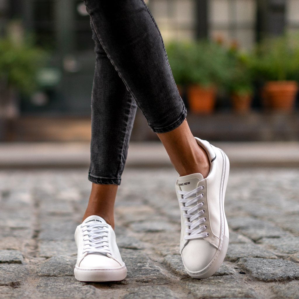 Women's Deluxe Upcycled Leather Sneaker In White Outline - Nothing New®