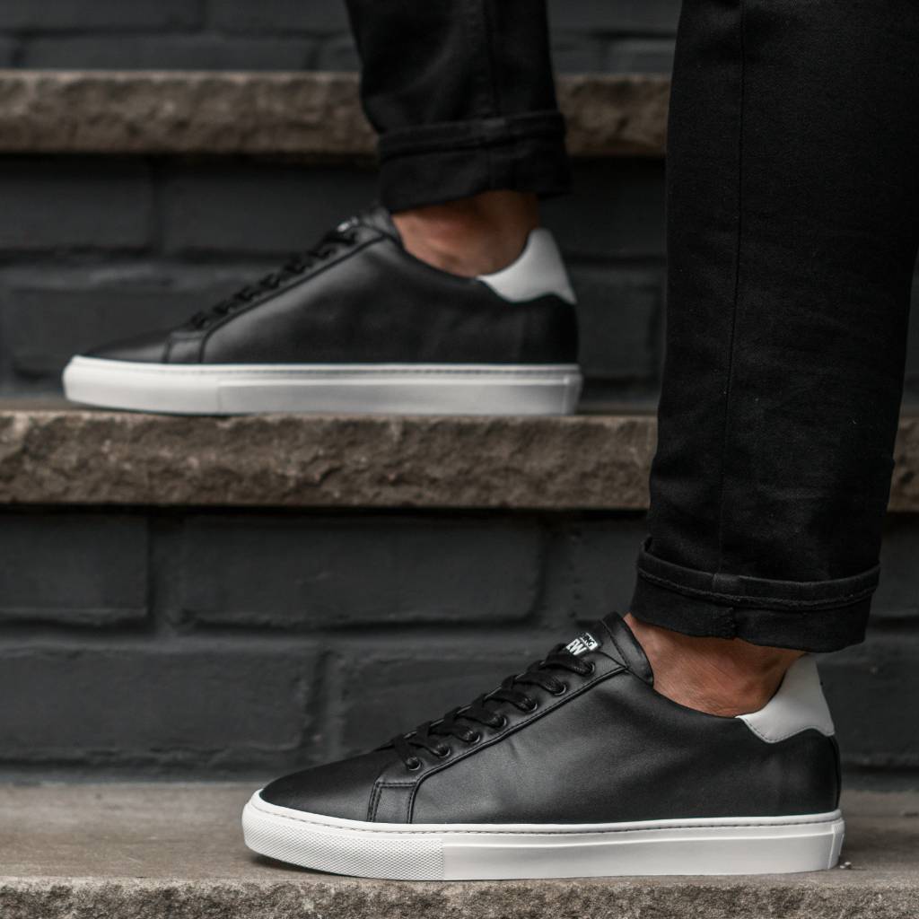 Kreta Bestudeer dubbel Men's Deluxe Leather Sneaker In Black x White - Nothing New®