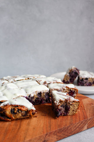 Prebiotic Breakfast Cake Blueberry