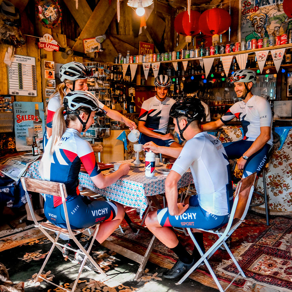 Gruppo ciclistico Vichy Sport presso Coffe Stop