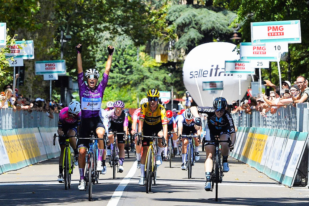 Elisa Balsamo winning a stage of the Giro Donne