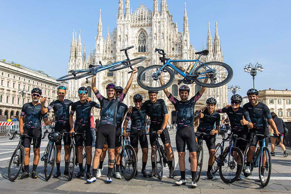 Alberto Contador Madrid Milano Challenge con abiti personalizzati custom da Gobik