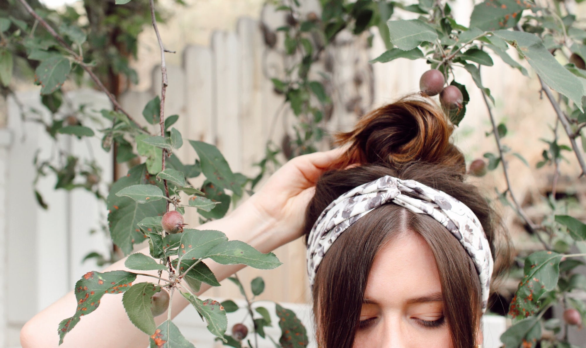 The Ultimate Guide to Hair Scarves  HOWTOWEAR Fashion