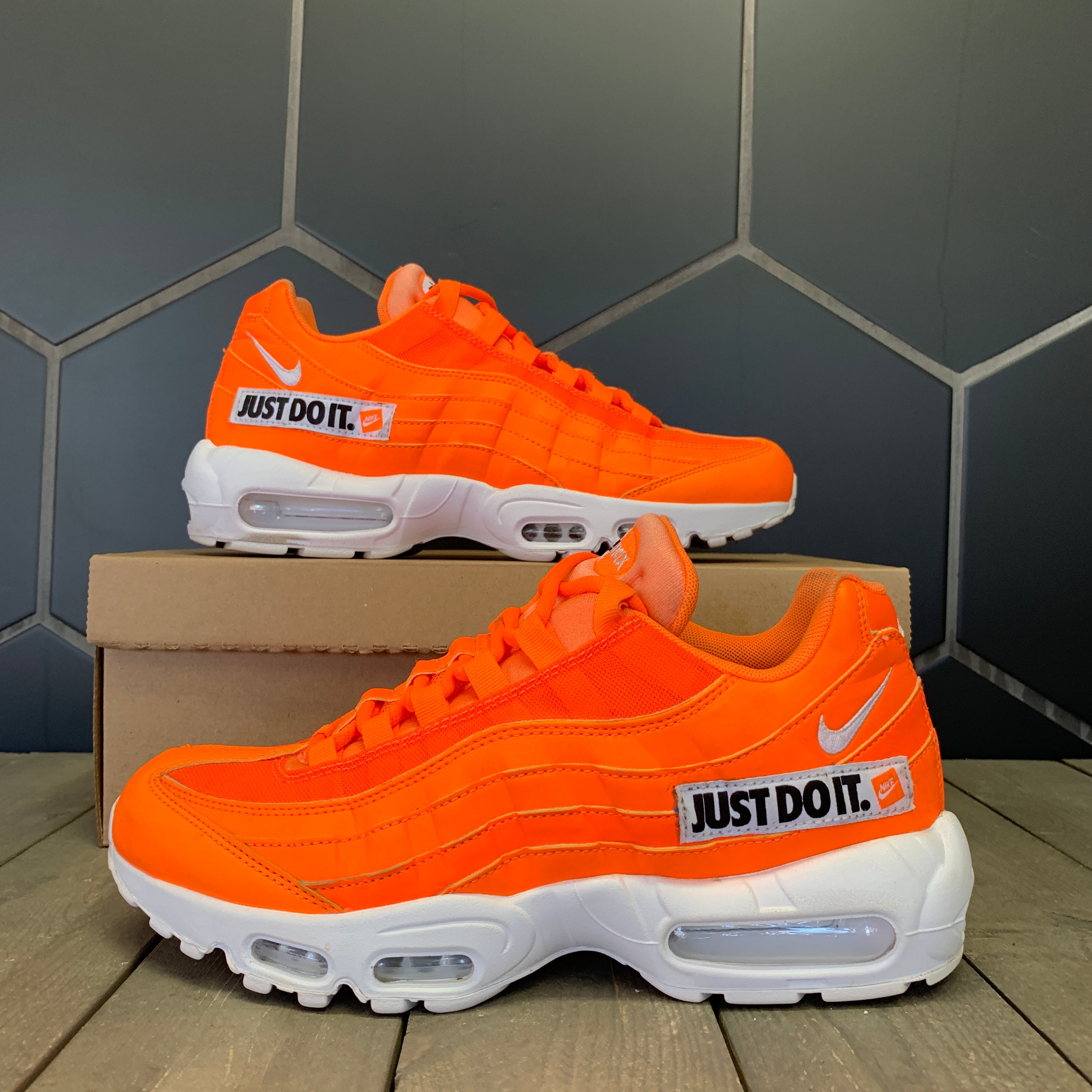 nike air max 95 orange just do it