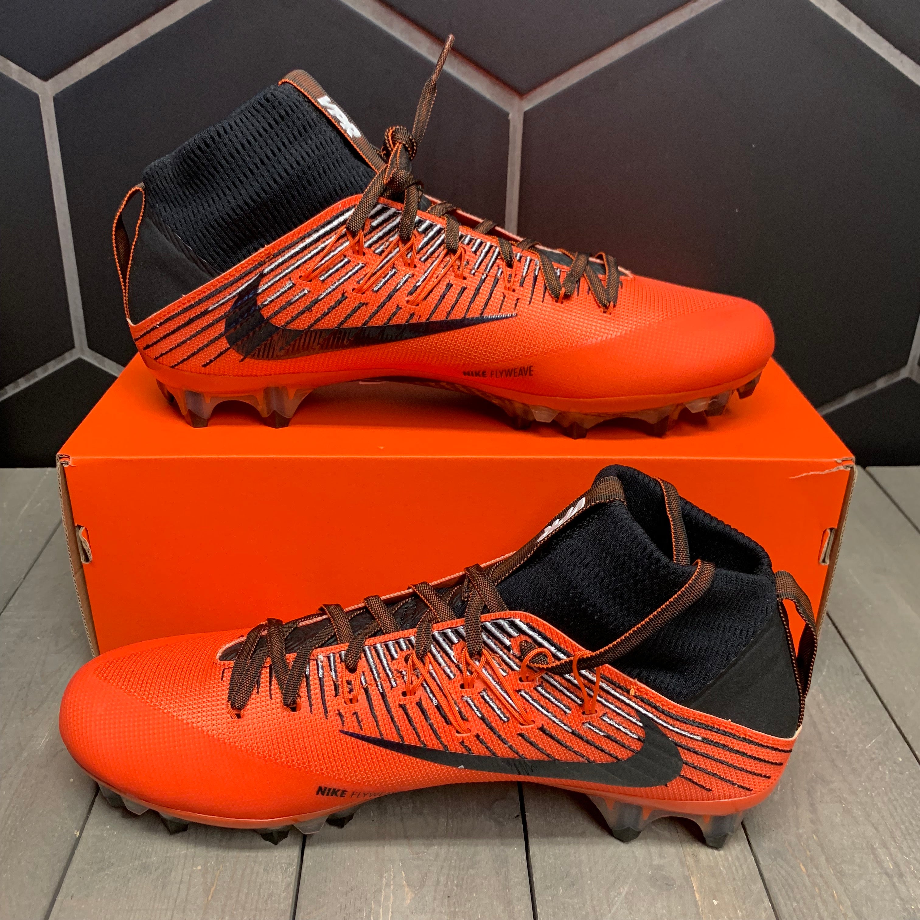 orange nike vapor football cleats