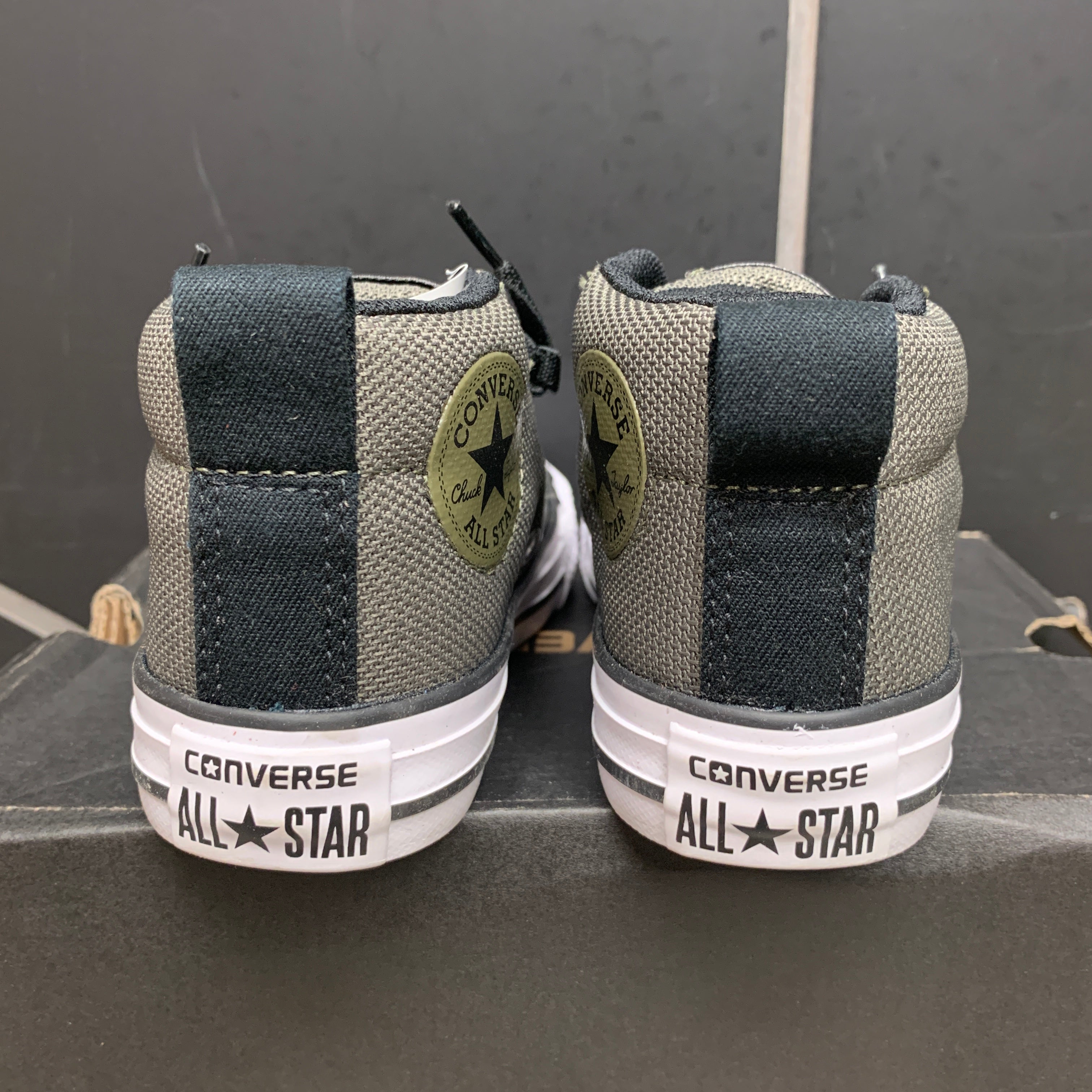 converse size 11 junior