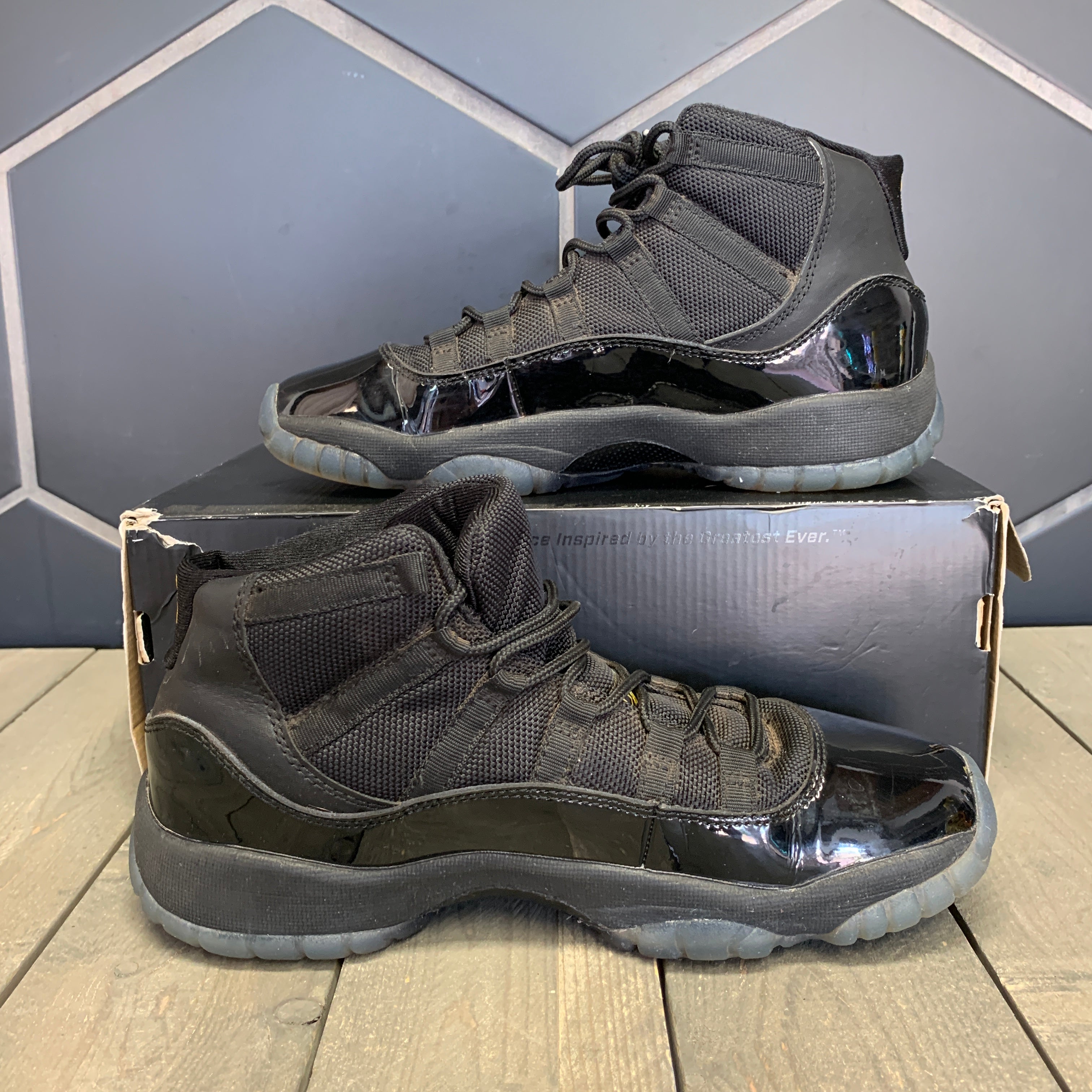 Youth Air Jordan 11 Gamma Blue GS Size 