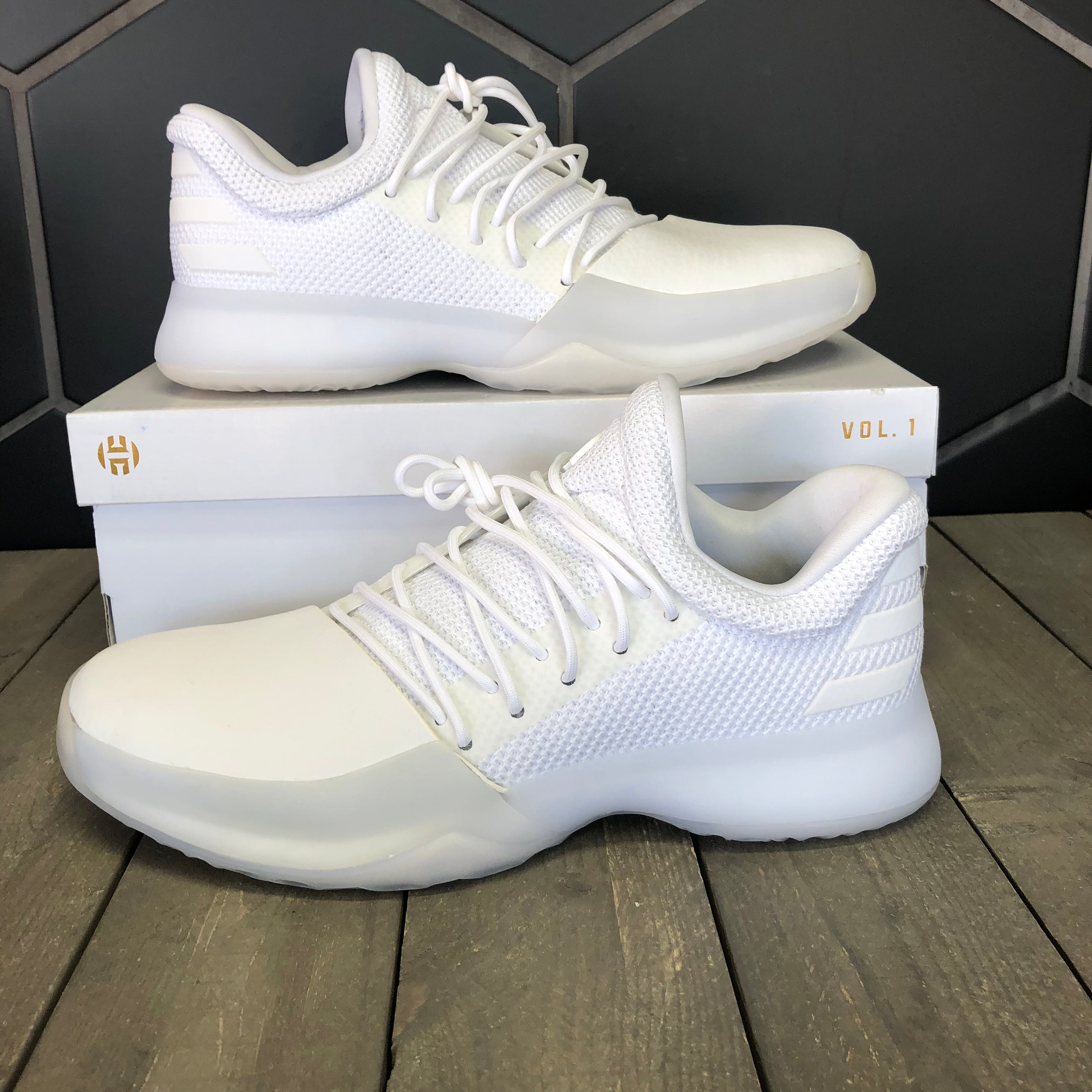 harden white basketball shoes
