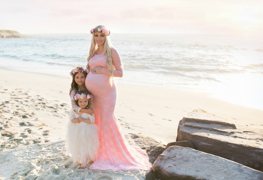 Ashley Lyn Maternity Picture with Girls