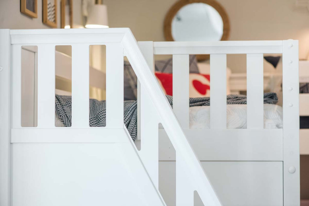 guardrails on triple corner bunk bed