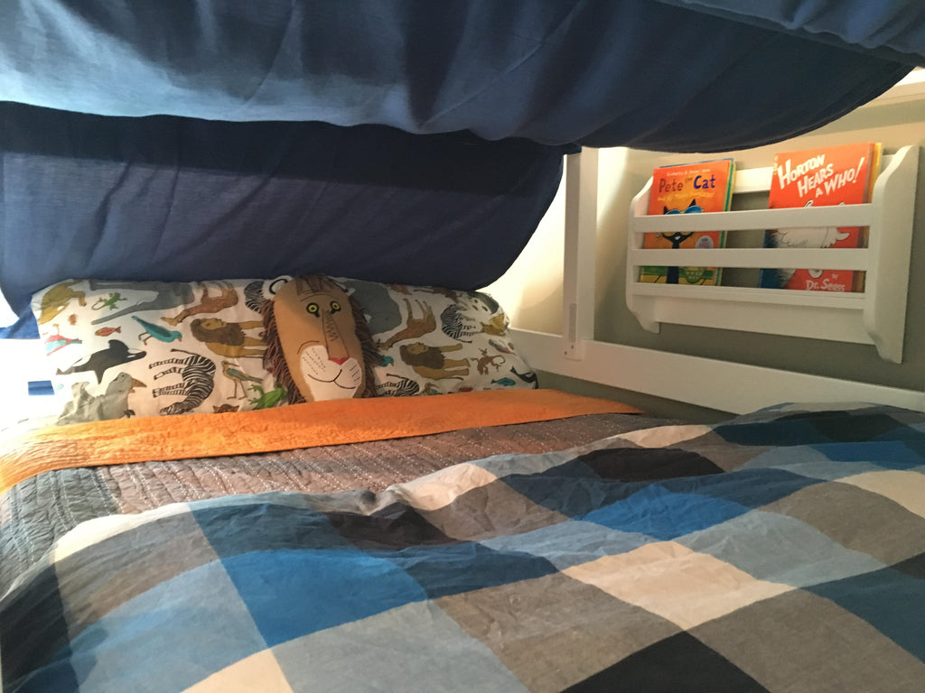 magazine rack under loft bed tent