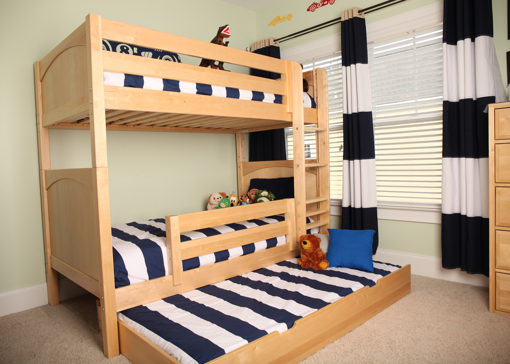 bunk bed with trundle 