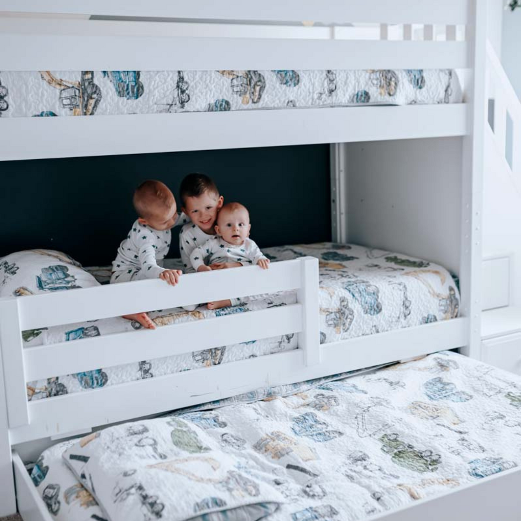trundle under bunk bed for shared room and guests