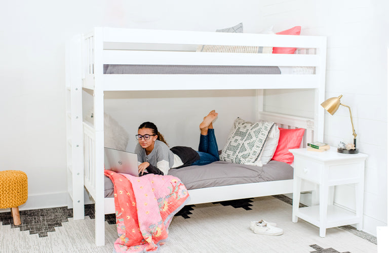 bunk bed with ladder on end