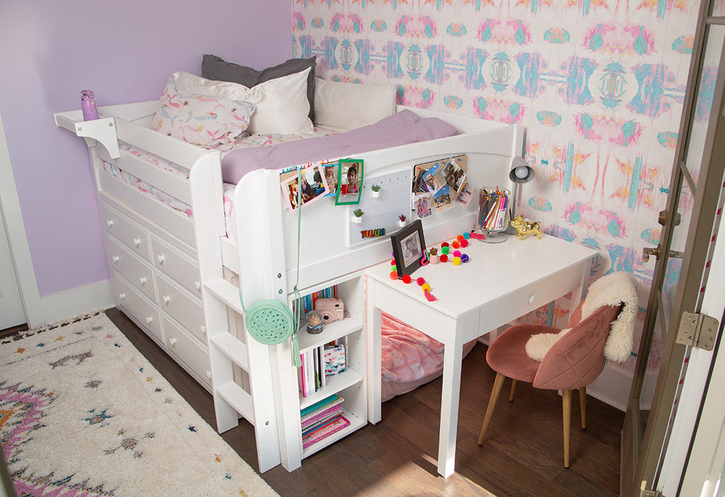 low loft in small area of teen girl room