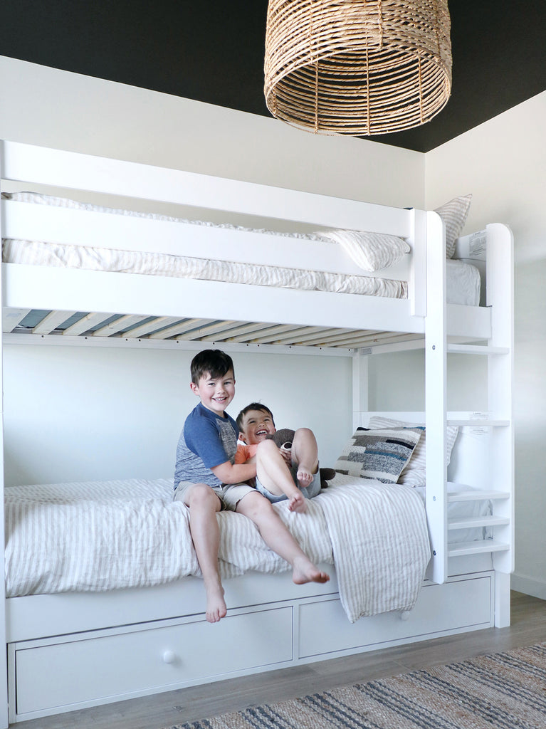 twin bunk beds for two kids