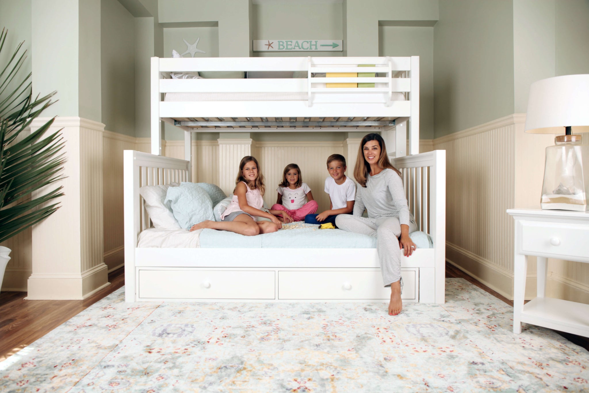 white queen bunk bed