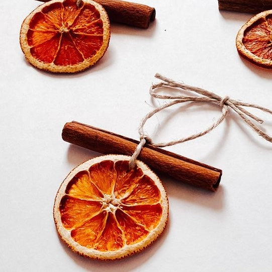 christmas orange and cinnamon decorations