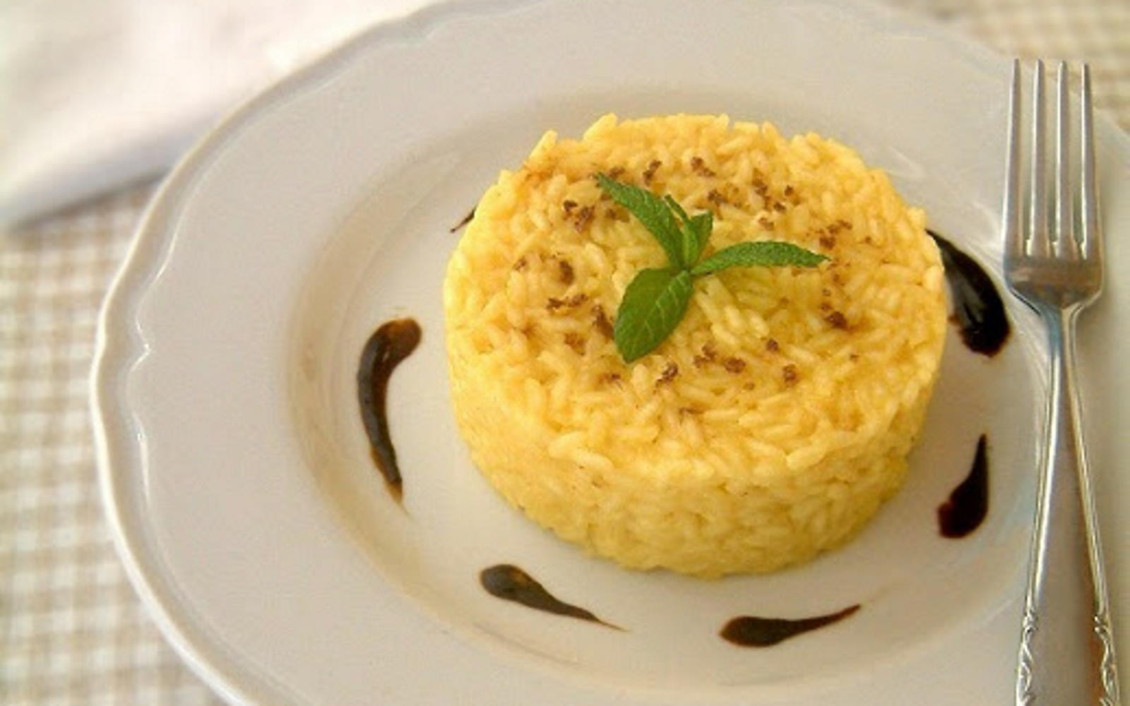 Risotto recipe with saffron and liquorice