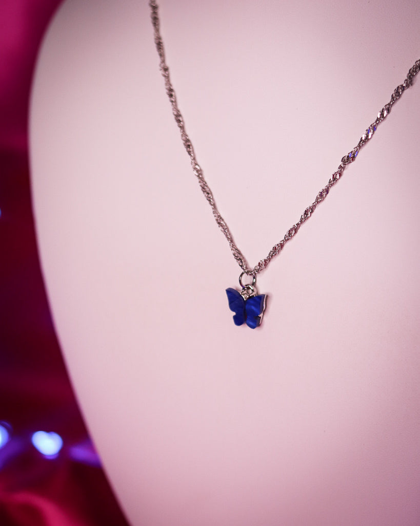 BUTTERFLY NECKLACE - SILVER/ROYAL BLUE – Idol Style